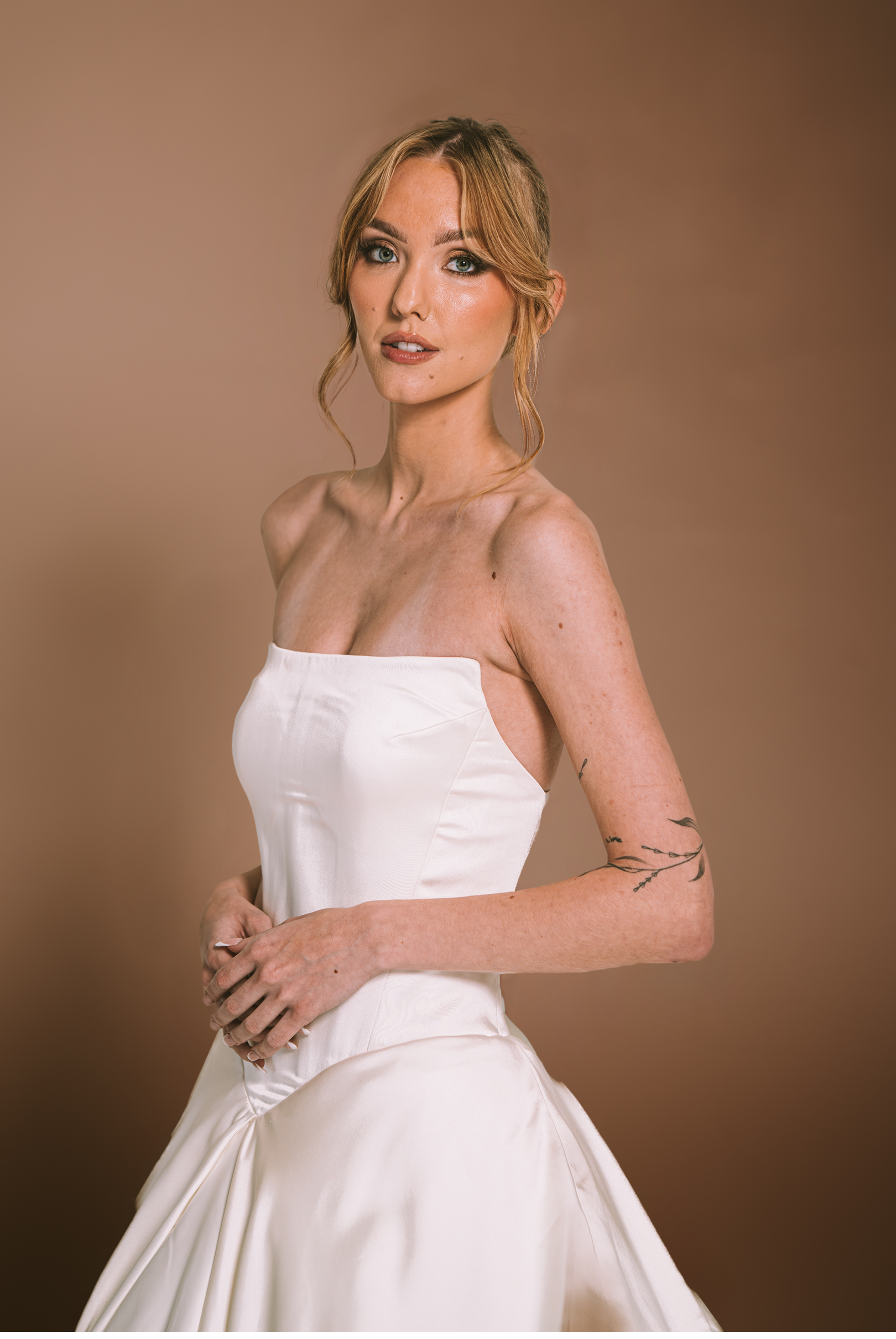 Asymmetric Trim A-line Wedding Dress